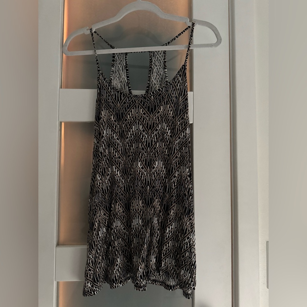 Old Navy Black and White Geometric Backless Top